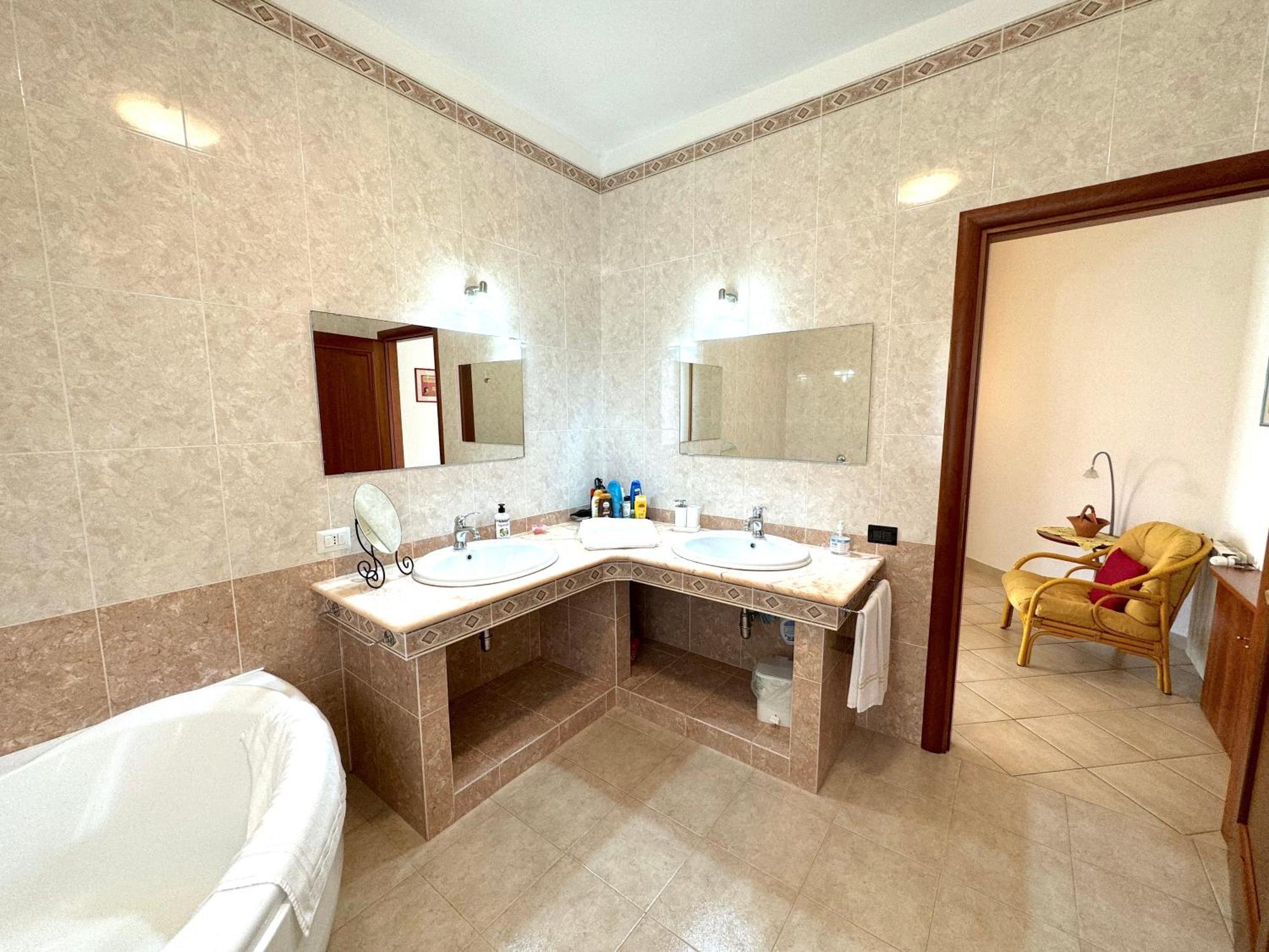 Rosa'S House - Zona Ospedaliera Lejlighed Cagliari Eksteriør billede